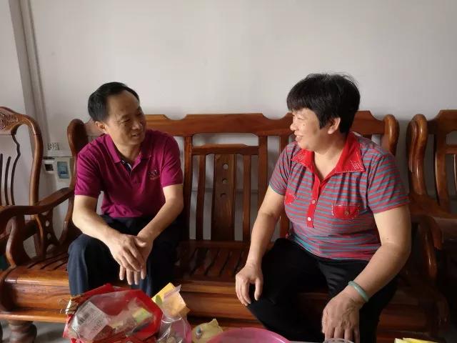 崇敬勞模，關(guān)愛走訪暖人心