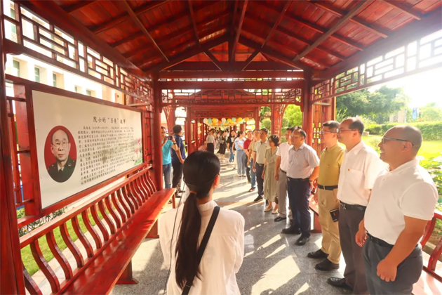 黨工融合謀發(fā)展，廉潔自律樹(shù)清風(fēng)